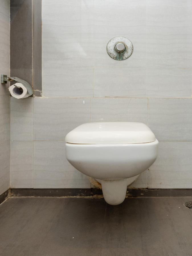 Hotel Aura - Near Malad Link Road Gorai Exteriér fotografie
