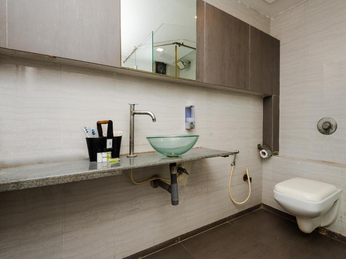 Hotel Aura - Near Malad Link Road Gorai Exteriér fotografie